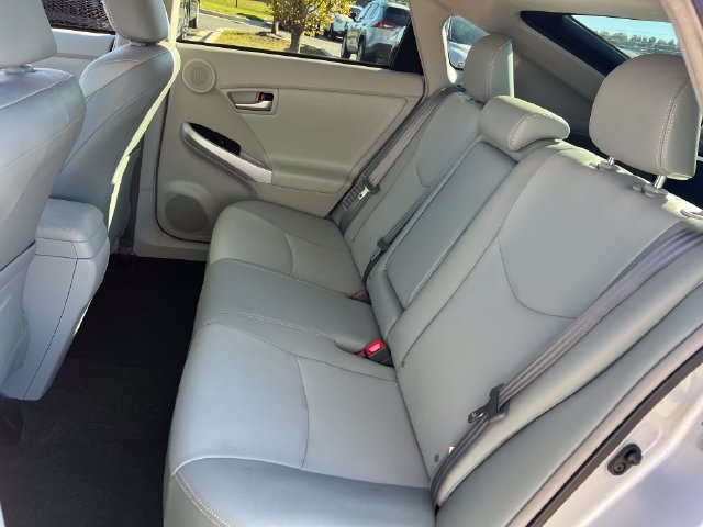 Used 2015 Toyota Prius Four FWD image 17