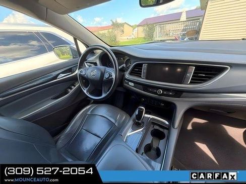 Used 2018 Buick Enclave Essence AWD/4WD image 8