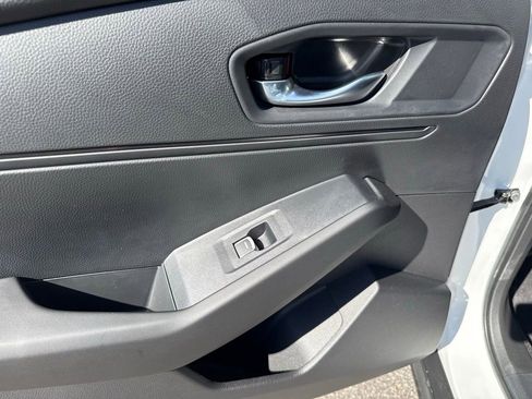 Certified 2025 Honda Accord SE image 33