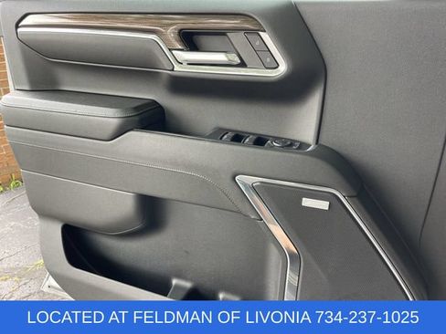 Used 2024 Chevrolet Silverado 1500 LT Trail Boss w/ LT Trail Boss Premium Package AWD/4WD image 21