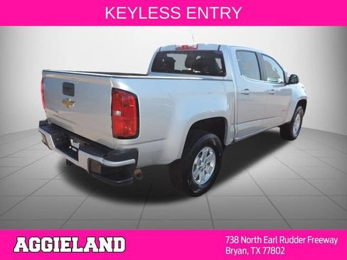 Used 2019 Chevrolet Colorado W/T w/ WT Convenience Package RWD image 4