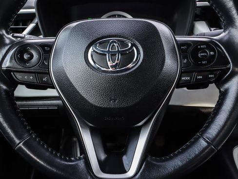 Used 2020 Toyota Corolla SE w/ SE Premium Package image 14