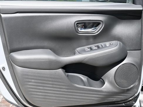 New 2027 Honda HR-V EX-L image 10