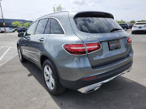 Used 2018 Mercedes-Benz GLC 300 4MATIC w/ Multimedia Package image 16