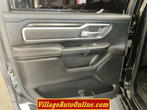 Used 2019 RAM 1500 Big Horn AWD/4WD image 25