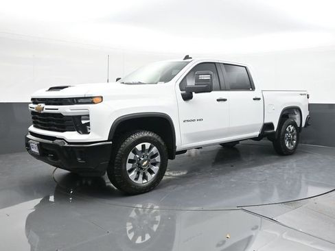 New 2026 Chevrolet Silverado 2500 Custom w/ Custom Value Package image 6