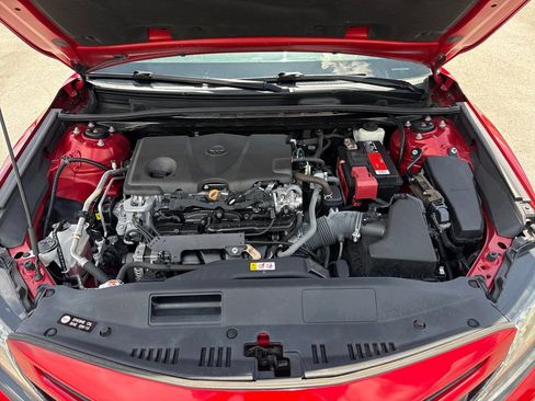 Used 2021 Toyota Camry XSE FWD image 28