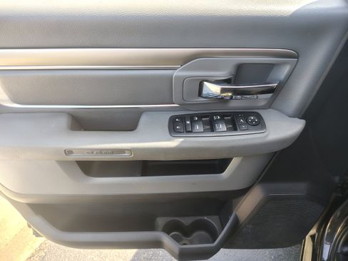 Used 2018 RAM 1500 Big Horn AWD/4WD image 18