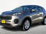 Used 2019 Kia Sportage LX image 2