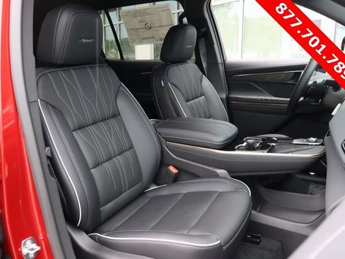 New 2025 Buick Enclave Avenir w/ Trailering Package, 5000 lbs. image 21
