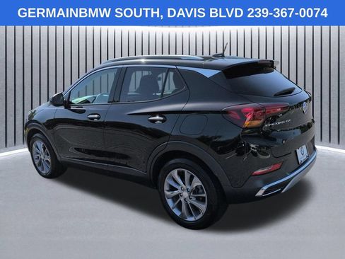 Used 2023 Buick Encore GX Essence w/ Experience Buick Package FWD image 7