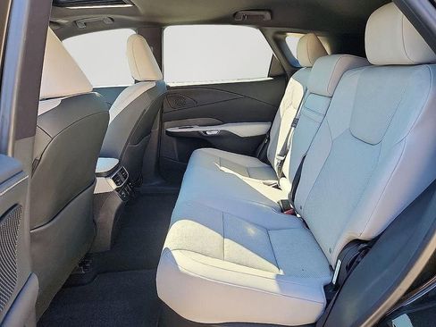 Used 2024 Lexus RX 350 Premium image 8