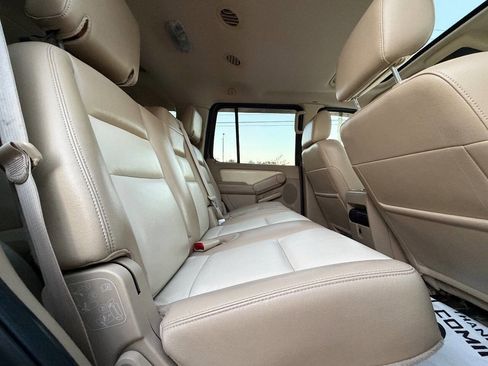 Used 2008 Ford Explorer Eddie Bauer image 13