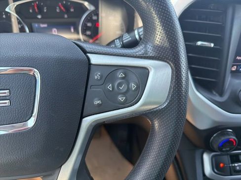 Used 2023 GMC Acadia SLE w/ Driver Convenience Package FWD image 26