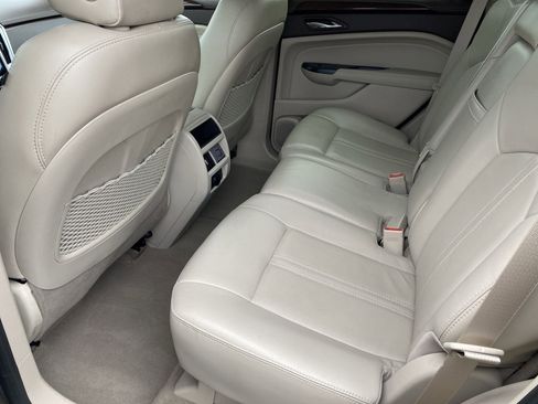 Used 2015 Cadillac SRX Luxury w/ Driver Awareness Package image 30