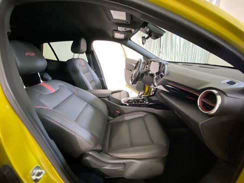 Used 2024 Chevrolet Trax RS w/ Driver Confidence Package image 37