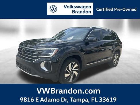 Used 2024 Volkswagen Atlas SEL AWD/4WD image 1