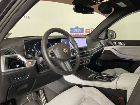 Used 2025 BMW X5 sDrive40i w/ M Sport Package RWD image 13