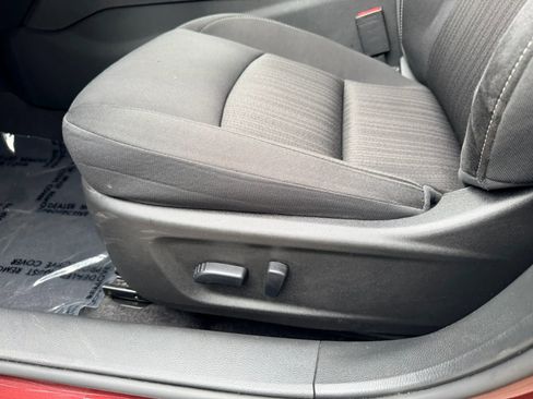 Used 2024 Nissan Altima 2.5 SV image 9