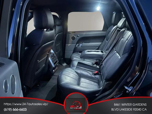 Used 2015 Land Rover Range Rover Sport SE image 29