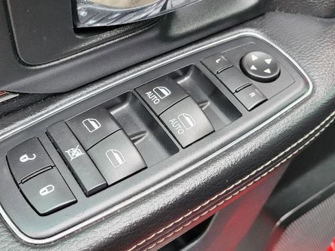 Used 2017 RAM 1500 Sport image 7