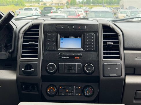 Used 2020 Ford F250 XL w/ Power Equipment Group RWD image 16