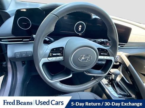 Certified 2023 Hyundai Elantra SEL w/ Convenience Package FWD image 15