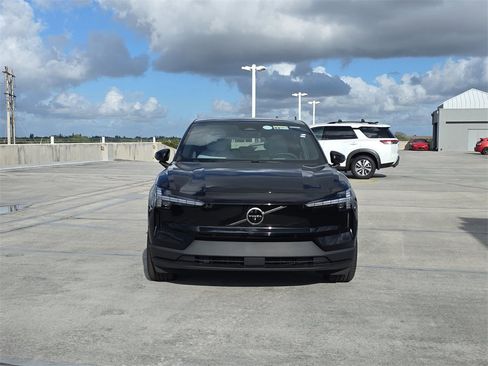 New 2026 Volvo EX30 Ultra image 2