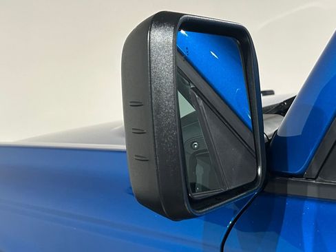 Used 2025 Ford Bronco Badlands AWD/4WD image 18