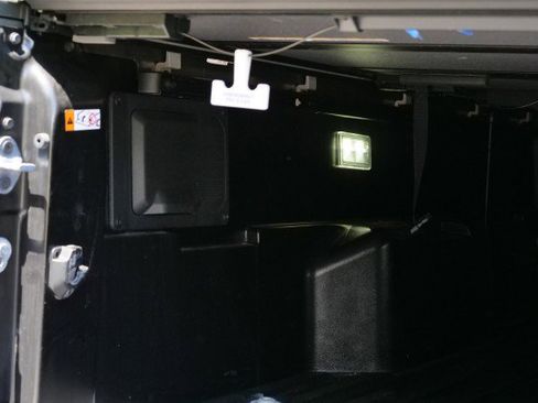 Used 2025 Toyota Tacoma TRD Sport w/ TRD Sport Premium Package image 36