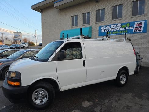 Used 2020 Chevrolet Express 2500 2500 3dr Cargo Van image 6