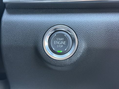 New 2026 GMC Terrain Elevation w/ Technology Package II AWD/4WD image 22
