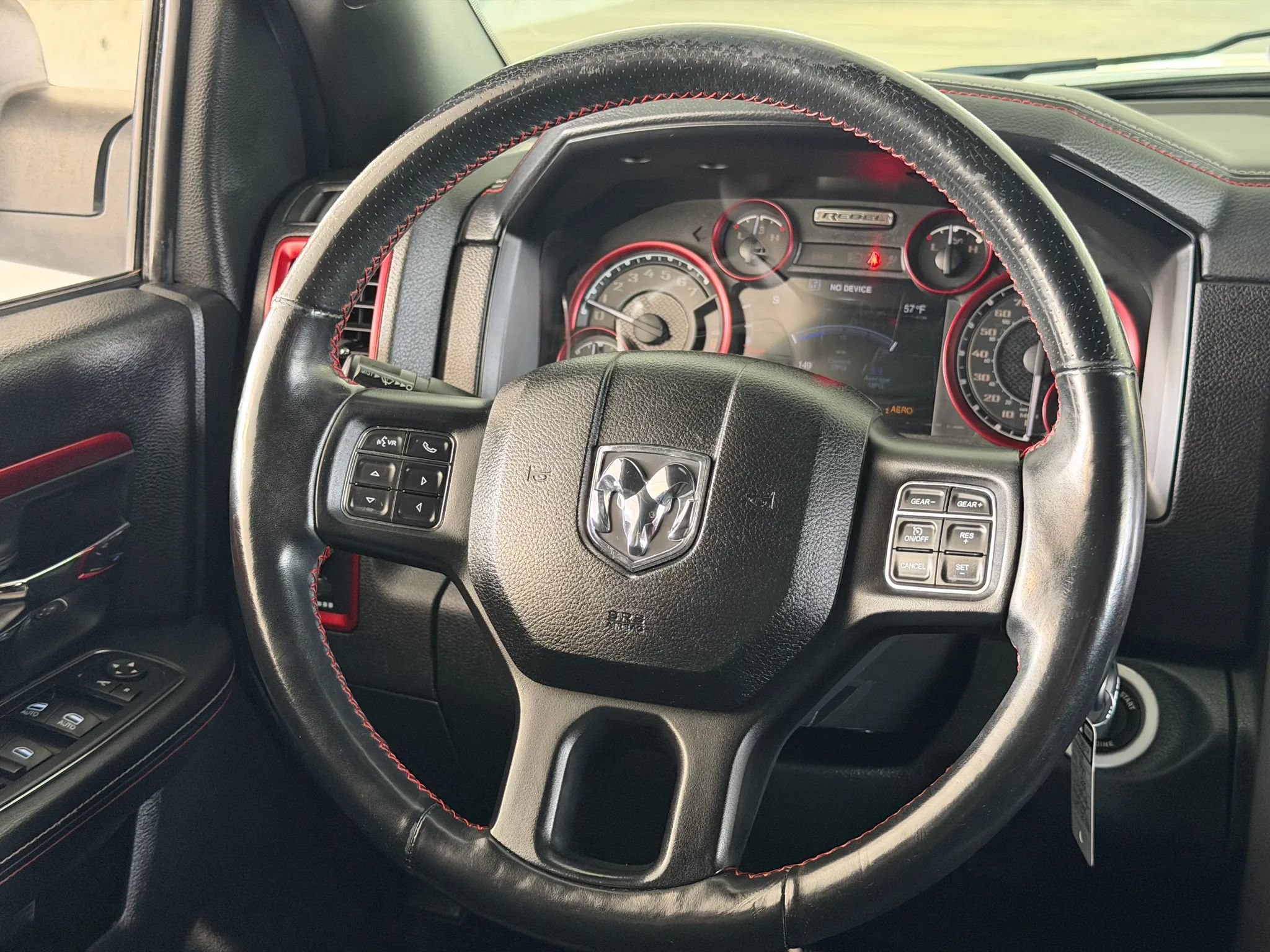 Used 2015 RAM 1500 Rebel AWD/4WD image 36