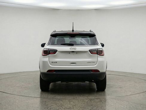 Used 2025 Jeep Compass Limited image 7