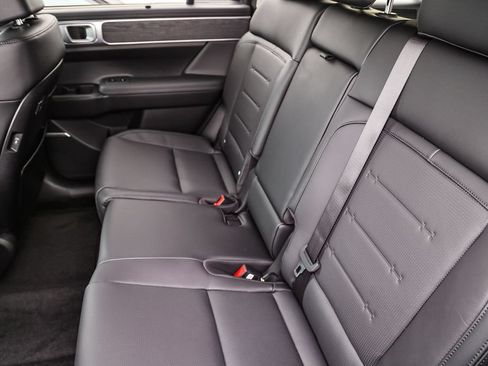 Certified 2026 Hyundai Santa Fe Limited AWD/4WD image 18