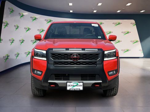 Used 2025 Nissan Frontier Pro-X RWD image 2