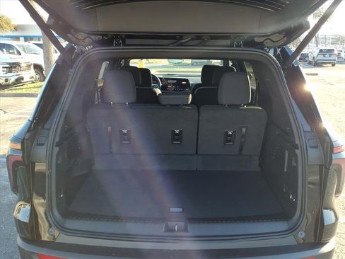 New 2026 Chevrolet Traverse LT image 10