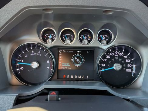 Used 2016 Ford F350 XLT image 9