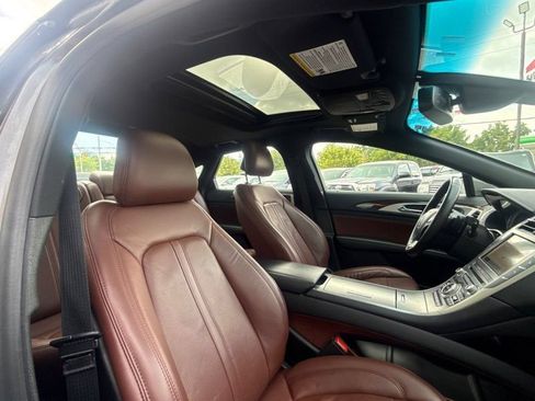 Used 2019 Lincoln MKZ Reserve AWD/4WD image 18