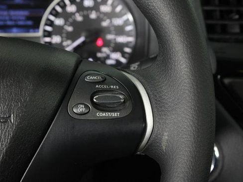 Certified 2020 Nissan Pathfinder S FWD image 27