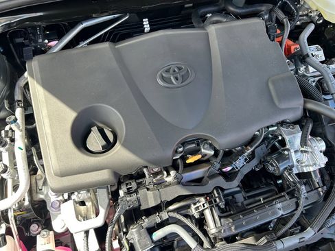 Used 2026 Toyota Camry XSE FWD image 31