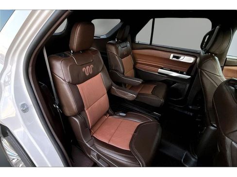 Used 2022 Ford Explorer King Ranch image 24