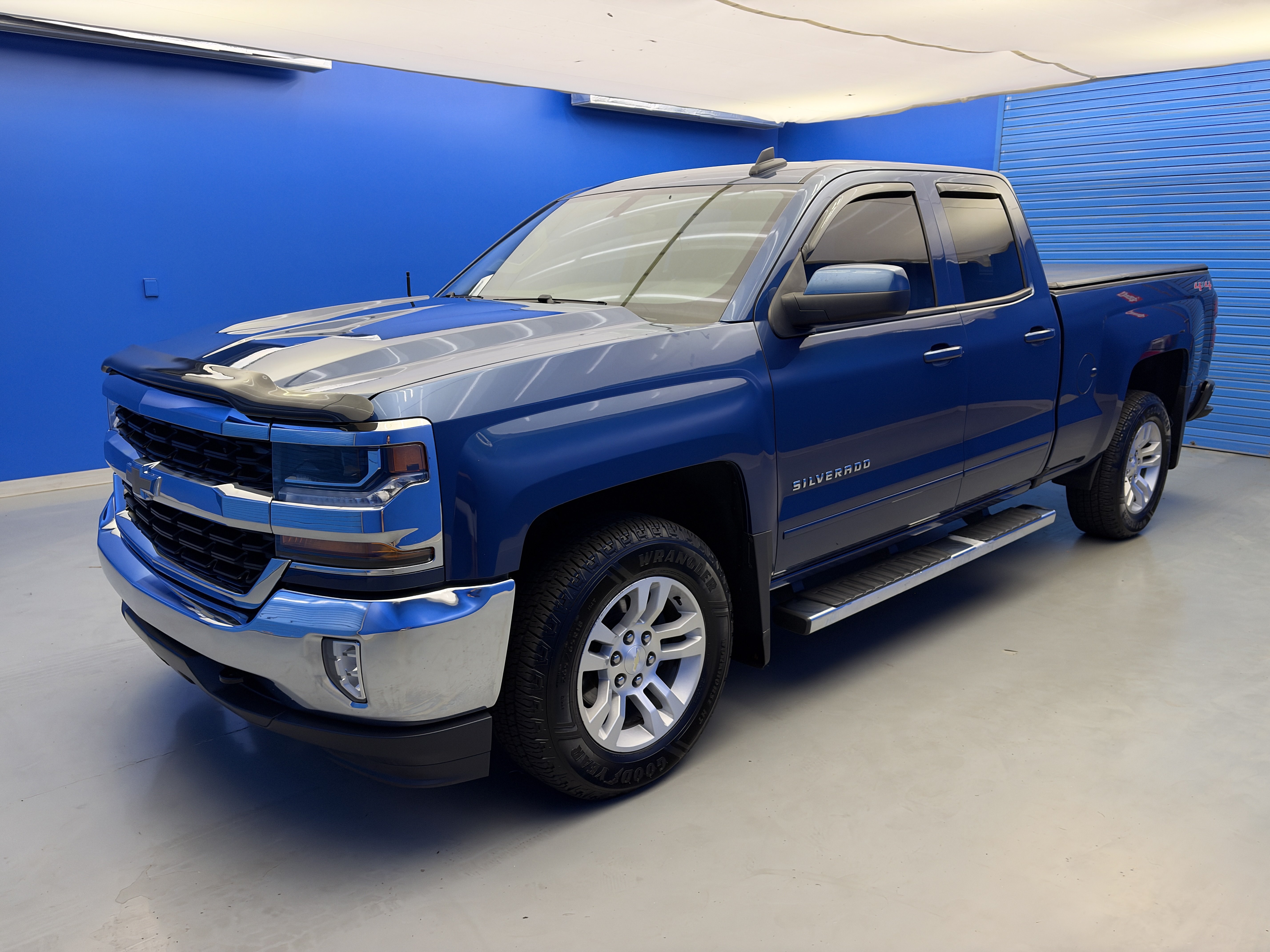 Used 2016 Chevrolet Silverado 1500 LT w/ All Star Edition AWD/4WD image 4