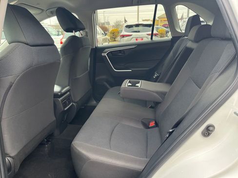 Certified 2023 Toyota RAV4 LE image 25