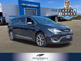 Used 2020 Chrysler Pacifica Limited FWD video 1