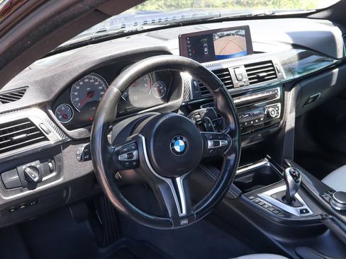 Used 2020 BMW M4 Coupe w/ Competition Package RWD image 16