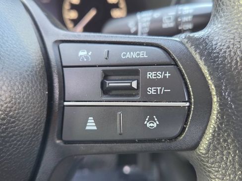 Used 2024 Honda HR-V LX image 30