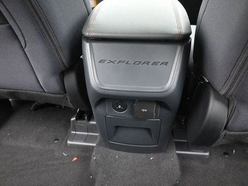 New 2026 Ford Explorer Active image 16