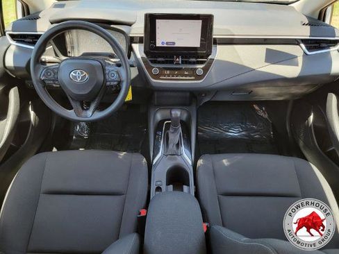 Used 2023 Toyota Corolla LE FWD image 17