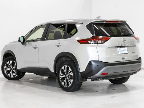 Used 2023 Nissan Rogue SV AWD/4WD image 25
